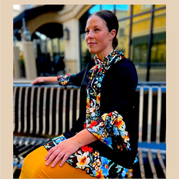 Zadie B’s Scarf Tunic. - Picture 4 of 6